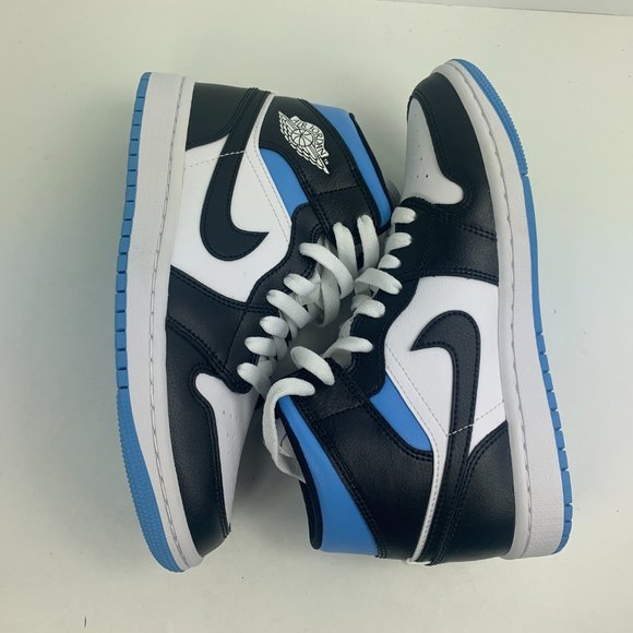 Women's Nike Air Jordan 1 Retro Mid University Blue UNC White BQ6472-102 - Picture 11 of 12